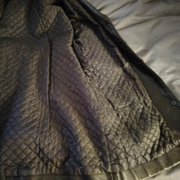 Leather jacket - Picture 7 of 8